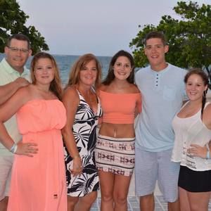 Meet your Posher, Laurie